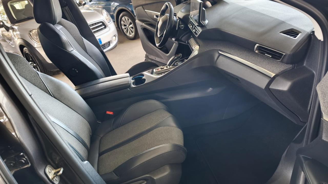 Peugeot 3008 BlueHDi 130 S&S EAT8 Allure