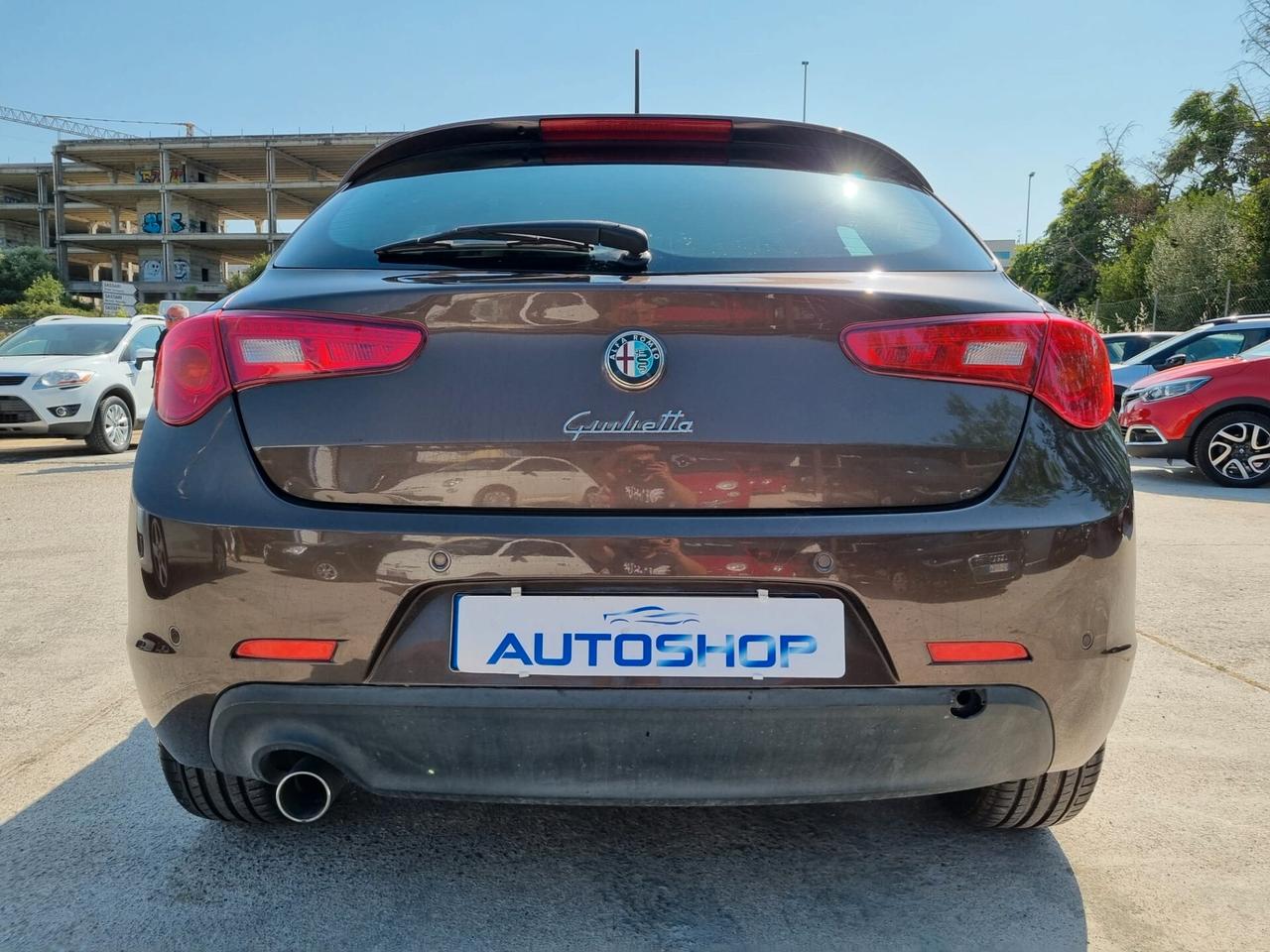 Alfa Romeo Giulietta 1.6 JTDm-2 105 CV Distinctive