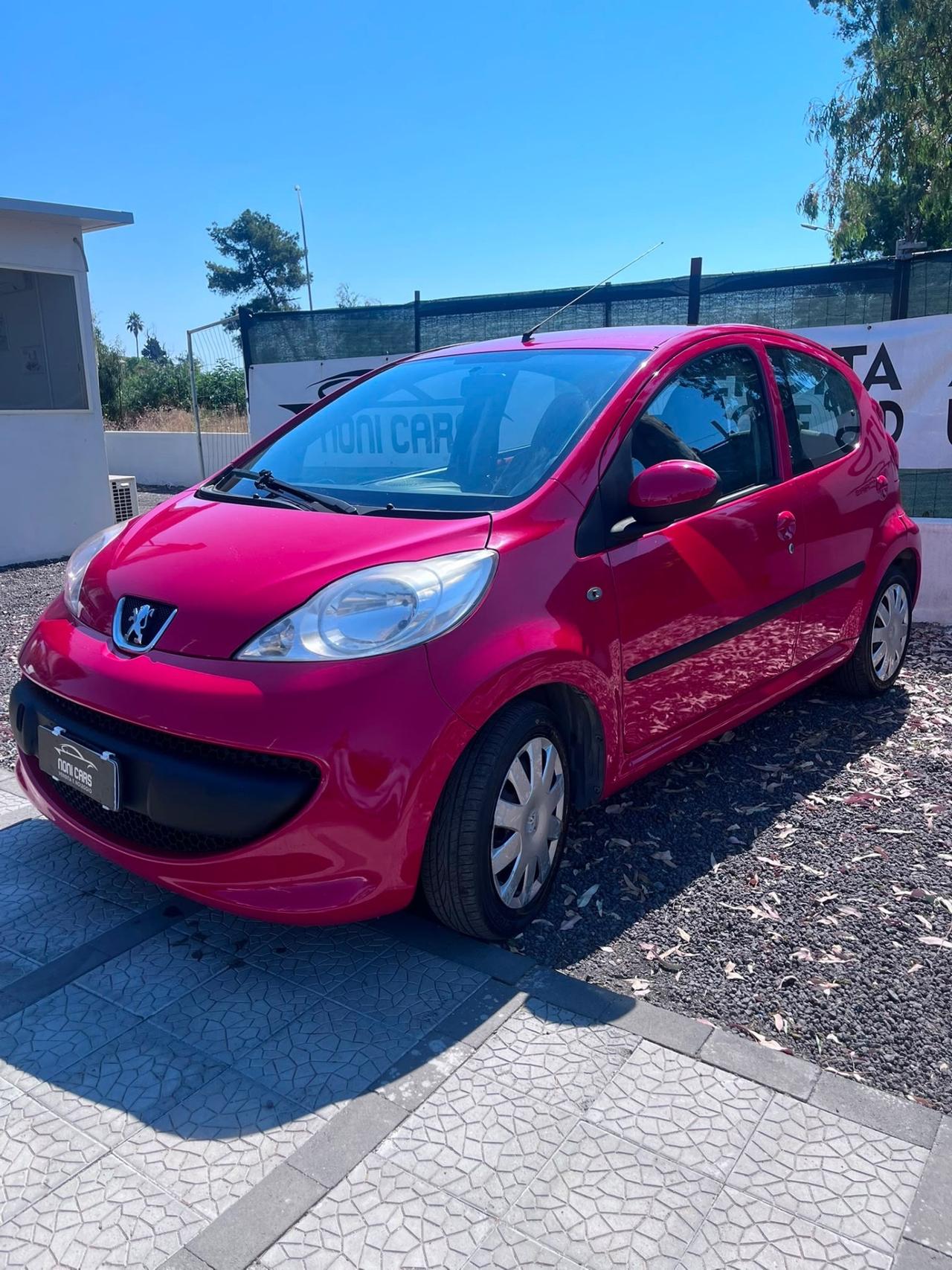 Peugeot 107 1.0 68CV 5p. Plaisir
