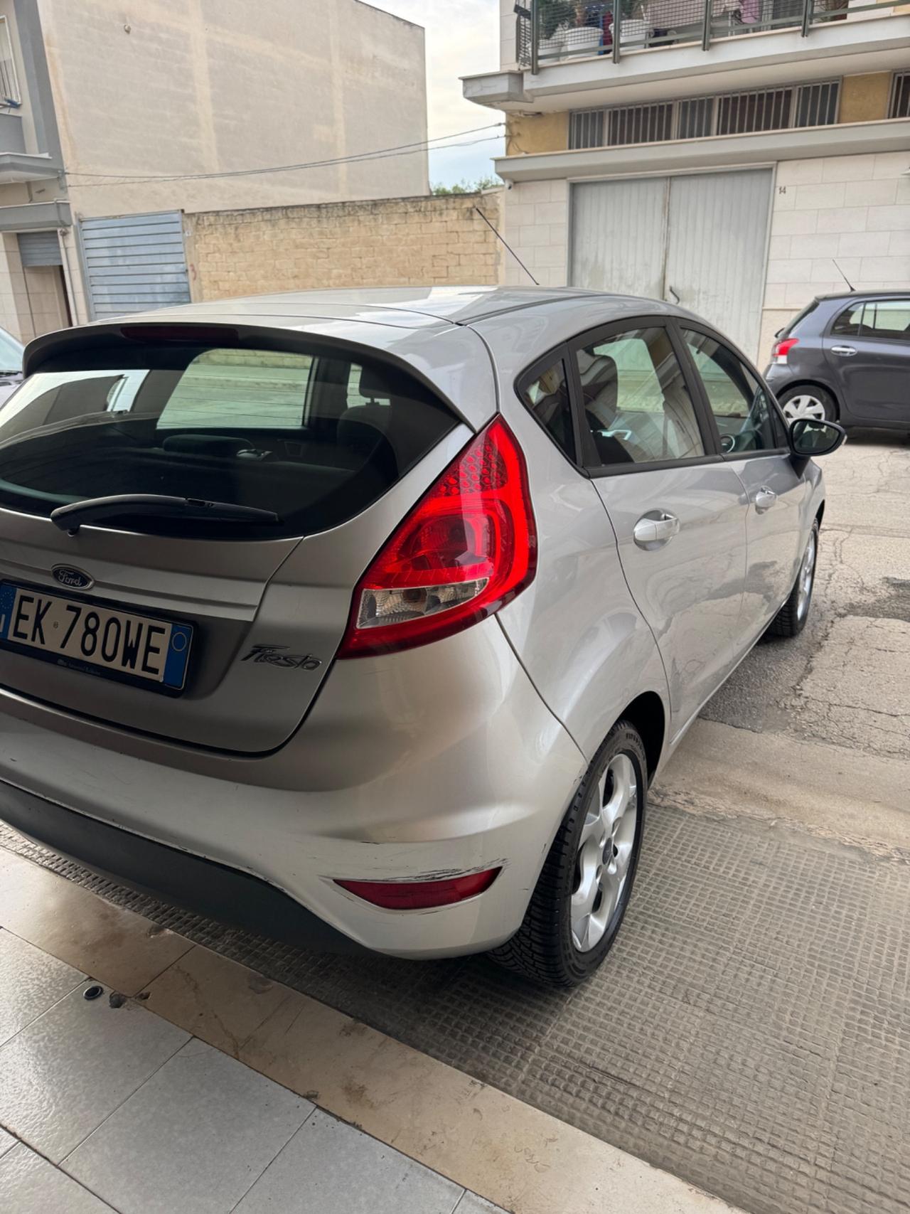 Ford Fiesta 1.2 82 CV 5 porte Titanium
