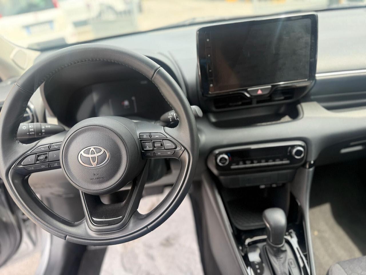 Toyota Yaris 1.5 Hybrid 5 porte Trend