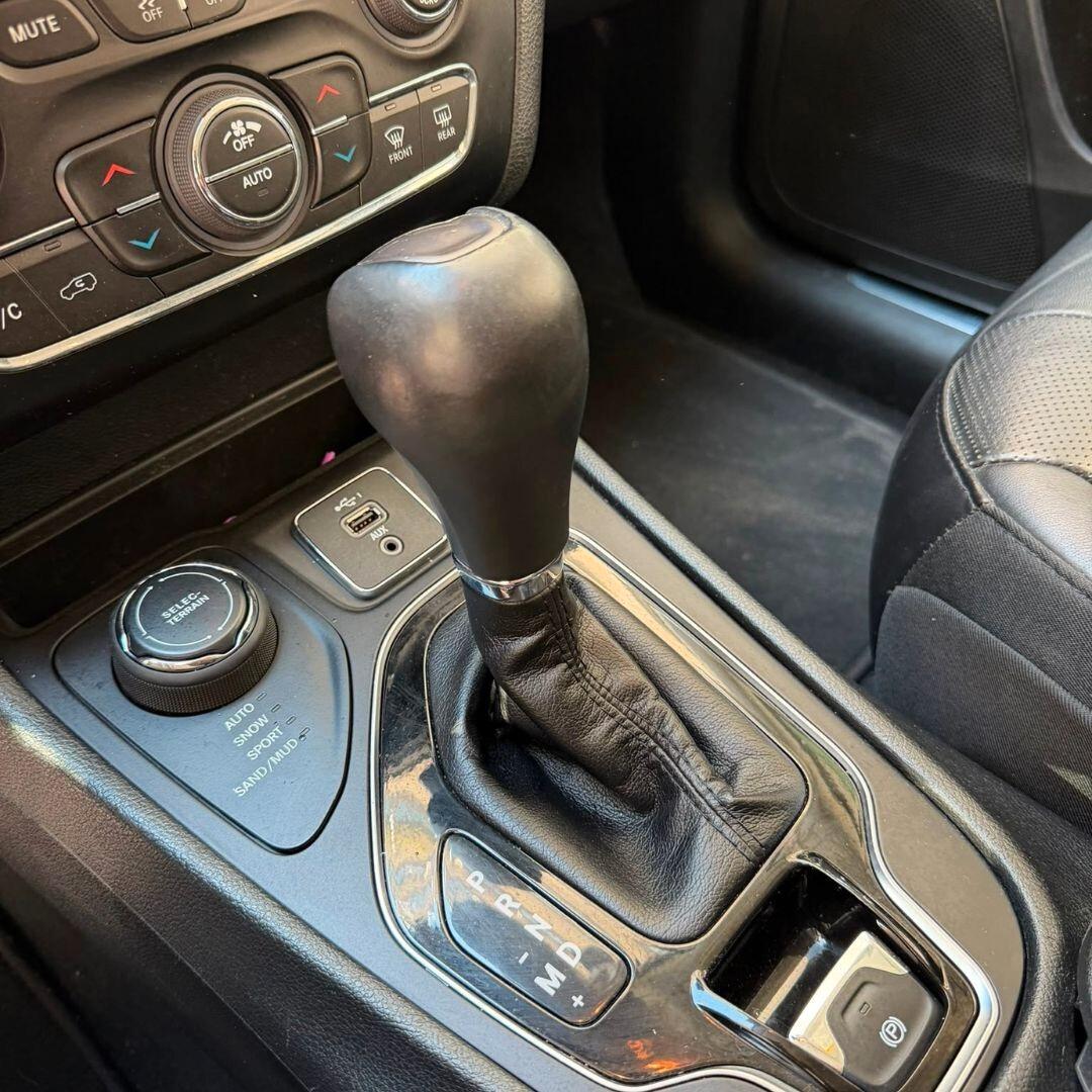 Jeep Cherokee 2.2 Mjt AWD - 194CV