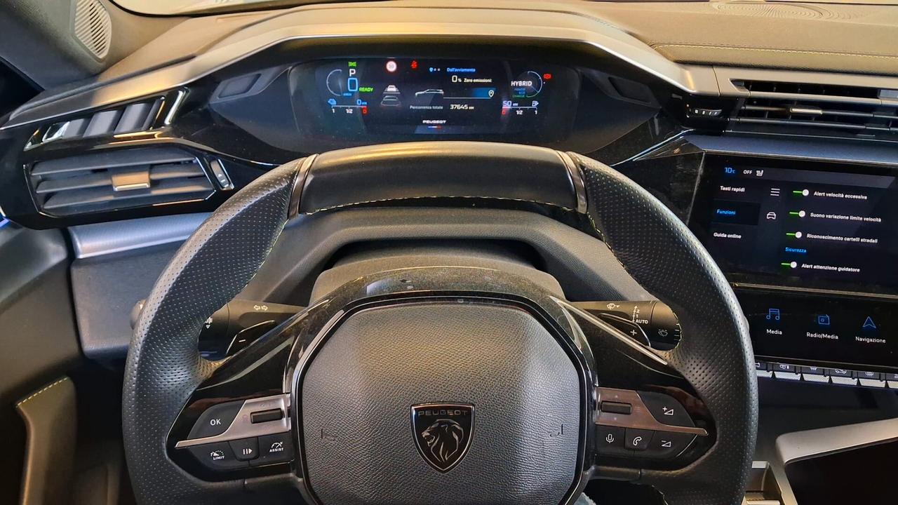 Peugeot 308 Plug-in Hybrid 225 e-EAT8 SW GT