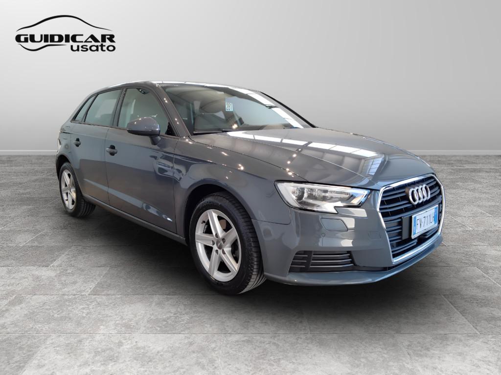 AUDI A3 III 2016 Sportback - A3 Sportback 30 1.0 tfsi Admired 116