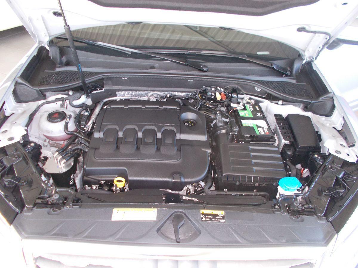 AUDI - Q2 - 30 TDI S tronic Admired