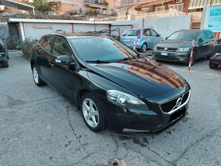 Volvo V40 D2 Business