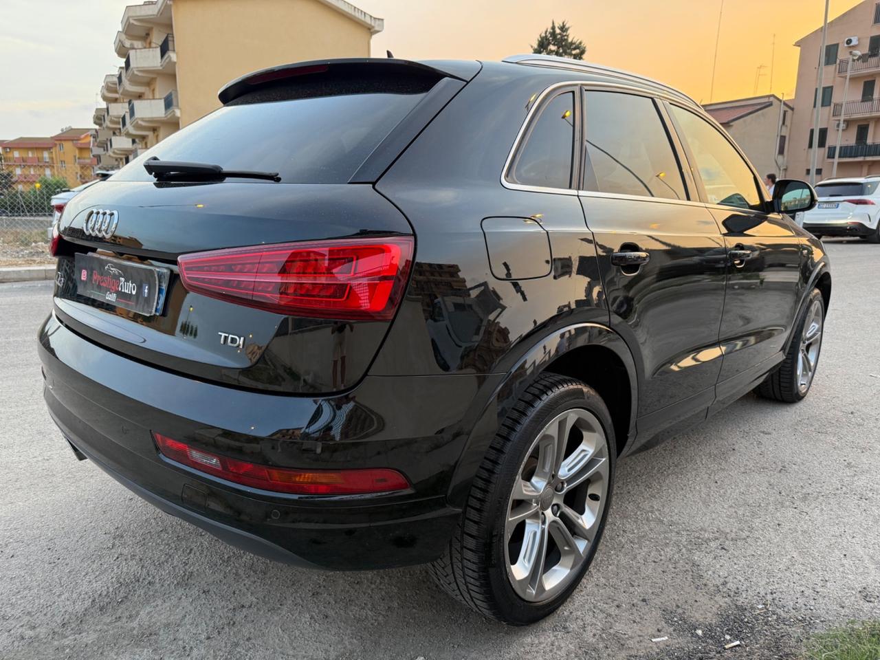 Audi Q3 2.0 TDI 150 CV S tronic S-lline