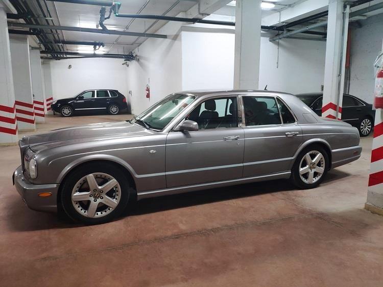 BENTLEY Arnage Arnage R