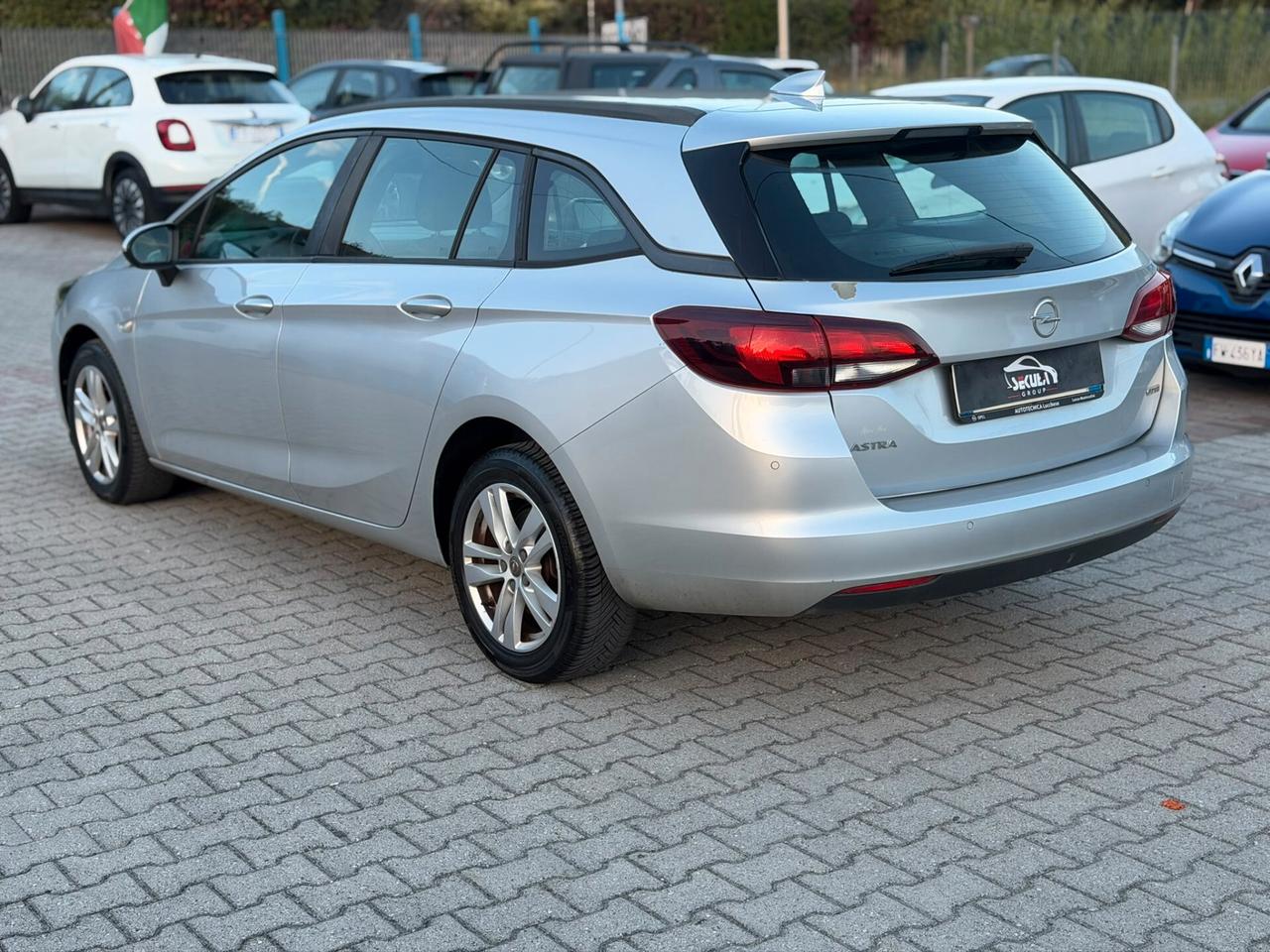 Opel Astra 1.6 CDTi 136CV aut. Sports Tourer Business
