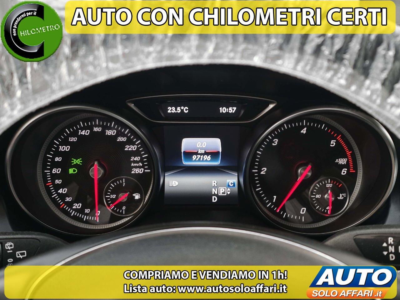 Mercedes GLA 200 D PREMIUM CAMBIO AUTOMATICO/EURO6C/CAMERA/NAVI/LED