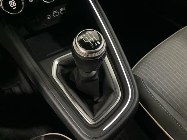 RENAULT Clio 1.0 TCe Techno