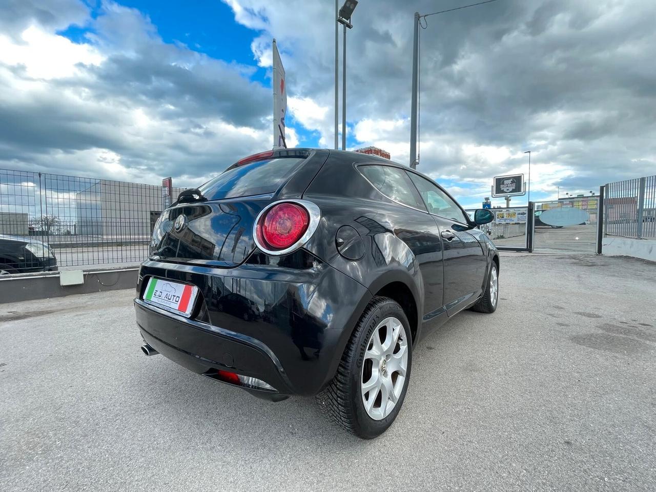 Alfa Romeo MiTo 1.3 JTDm-2 95 CV S&S Distinctive Sport Pack