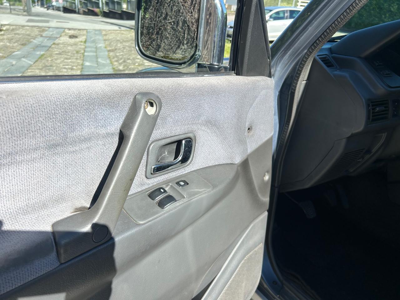 Mitsubishi Pajero 2.5 TDI Metal-top SS GLS Exec.