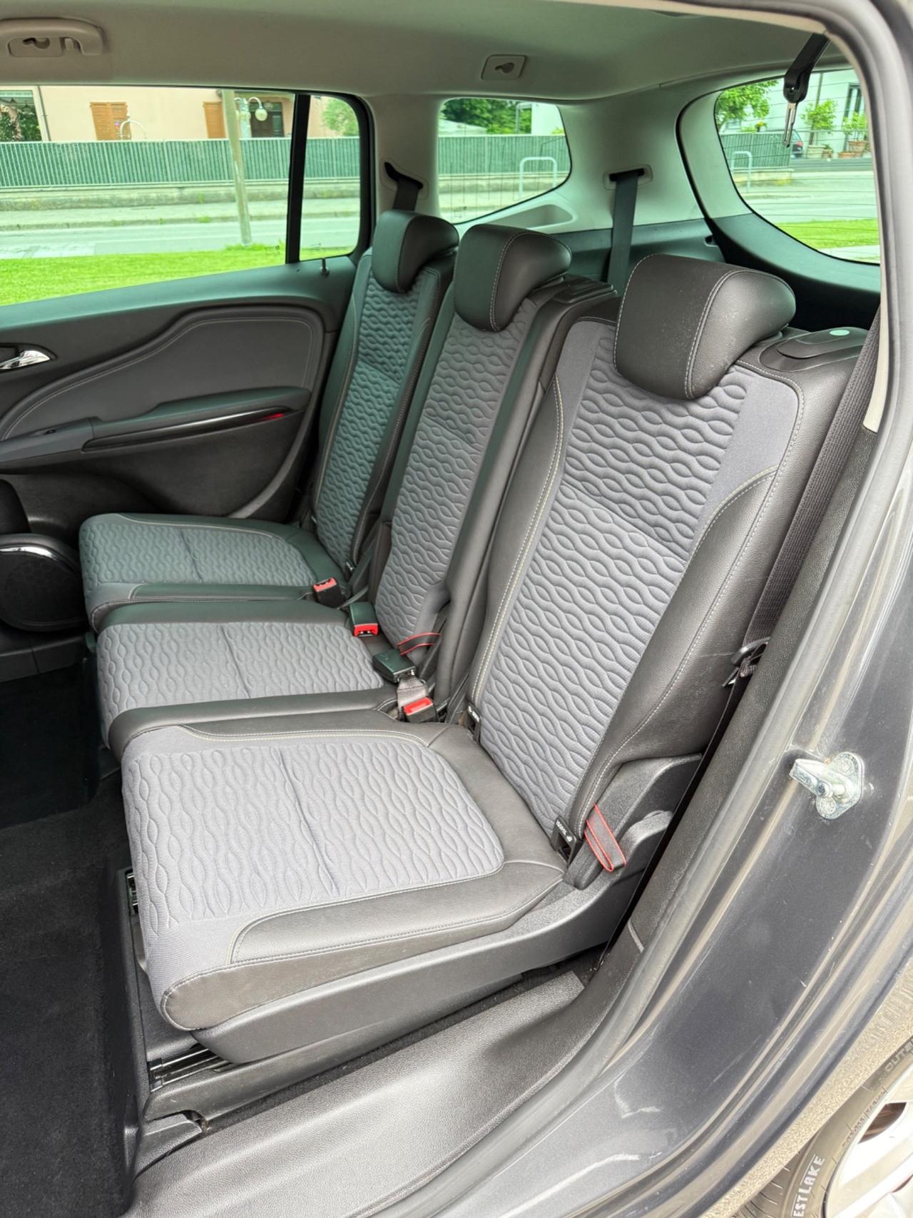 Opel Zafira Tourer 2.0 CDTi 165CV*7Posti*Automatik*Cosmo*Navi