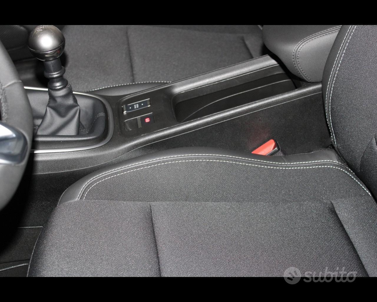 JEEP Avenger - Avenger 1.2 Turbo 100 CV Summit
