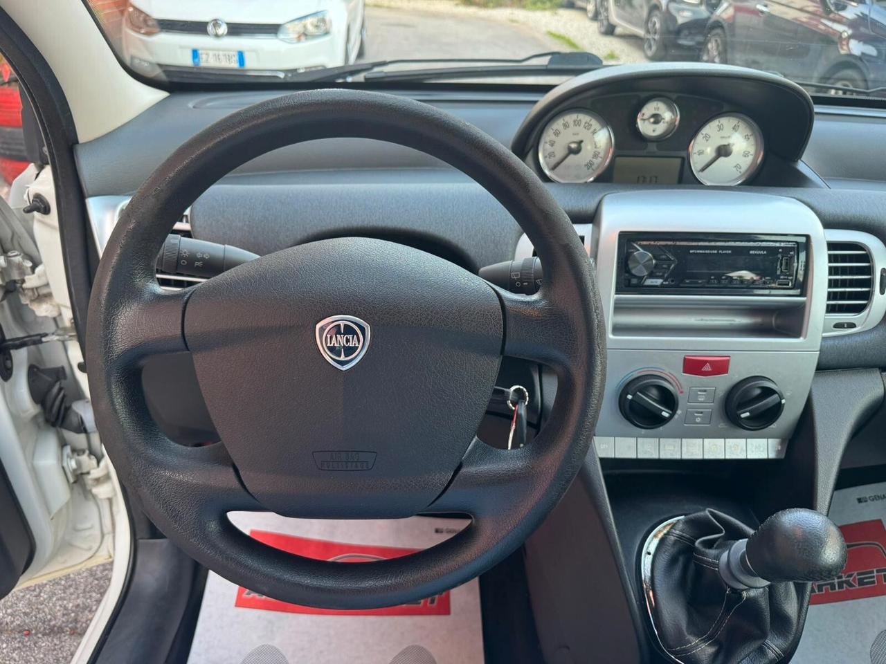 Lancia Ypsilon 1.2 Argento 60cv