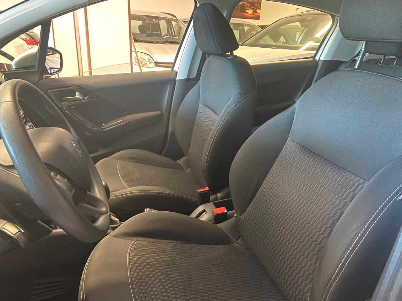 Peugeot 208 BlueHDi 75 5 porte Active