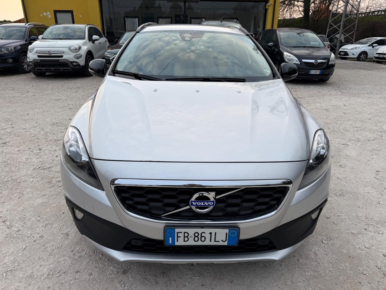 Volvo V40 Cross Country D2 GARANZIA R-DESIGN SPORT