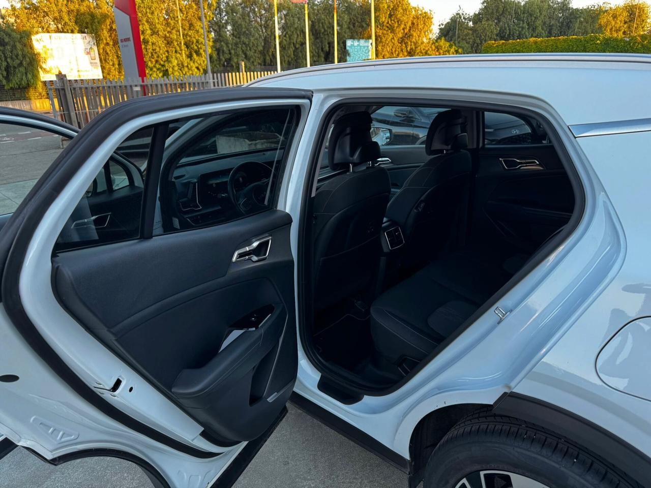 KIA SPORTAGE 1.6 HEV STYLE 2022 BENZINA/ELETTRICO