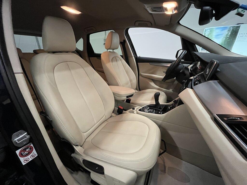 BMW Serie 2 Active Tourer 218 d Luxury Business Pack