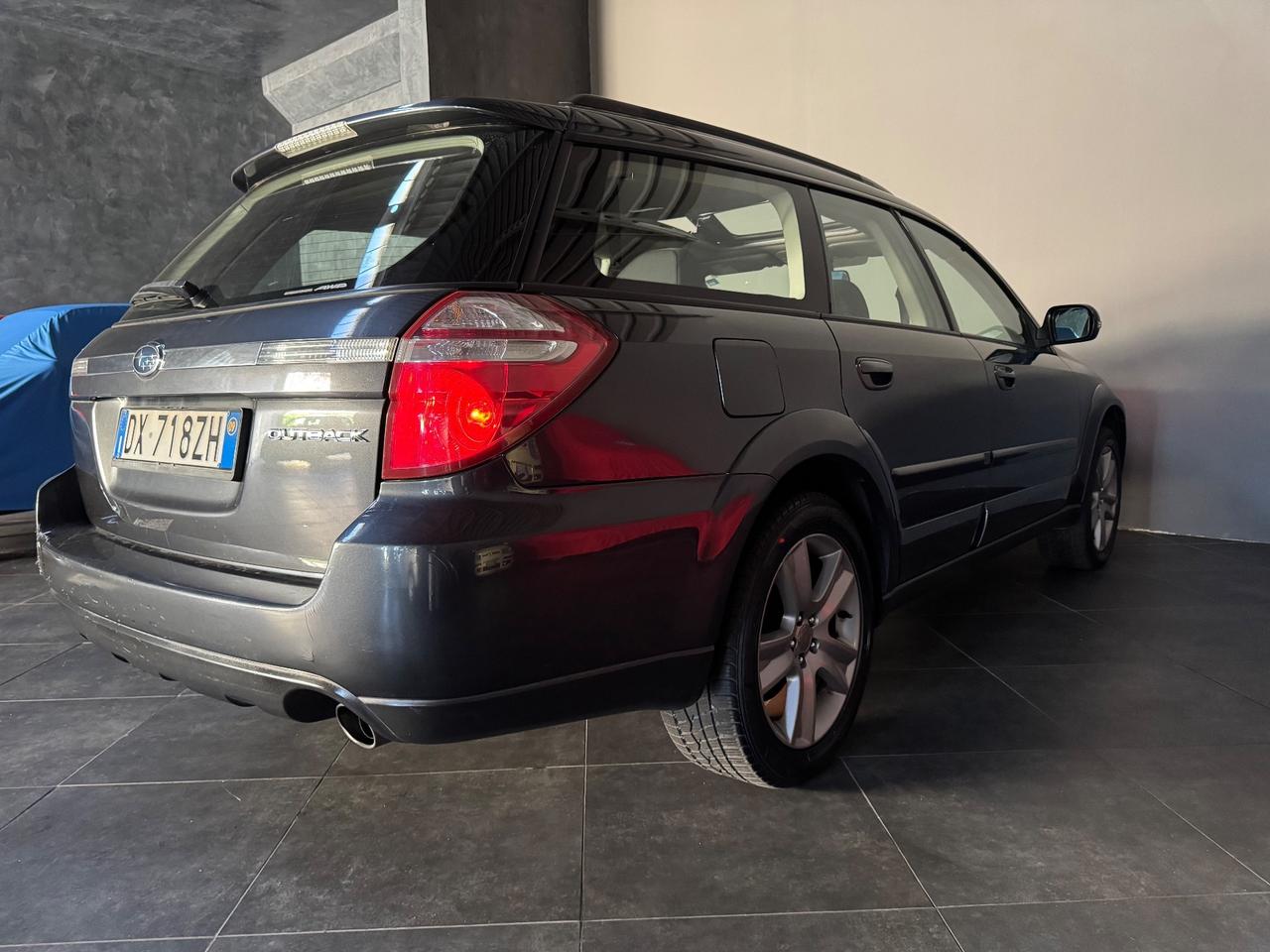 Subaru OUTBACK automatica gpl