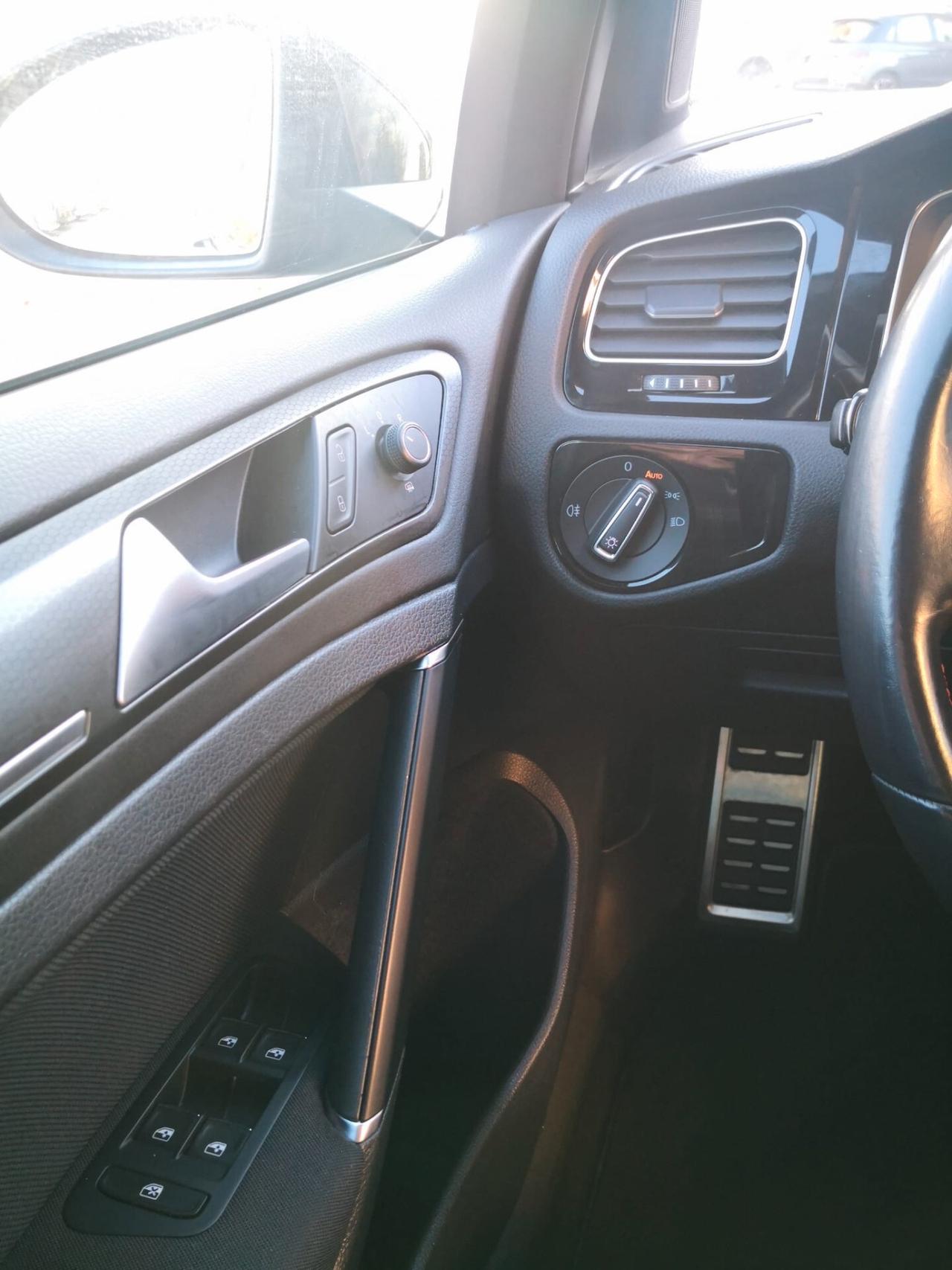 Volkswagen Golf GTI Performance 2.0 245 CV TSI DSG 5p. ***SU APPUNTAMENTO***