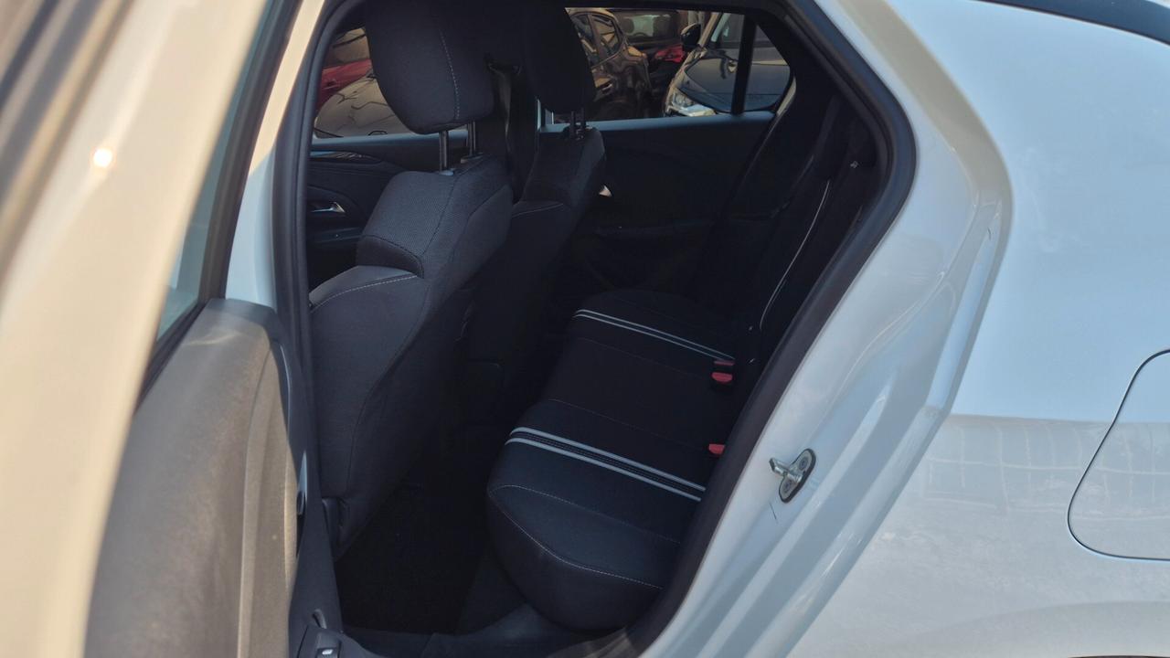 Opel Corsa 1.2 Design & Tech