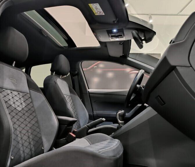 Volkswagen Taigo 1.0 TSI 115 CV DSG R-Line