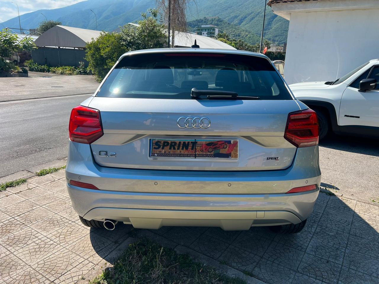 Audi Q2 1.6 s tronic navigatore matrix fari e top