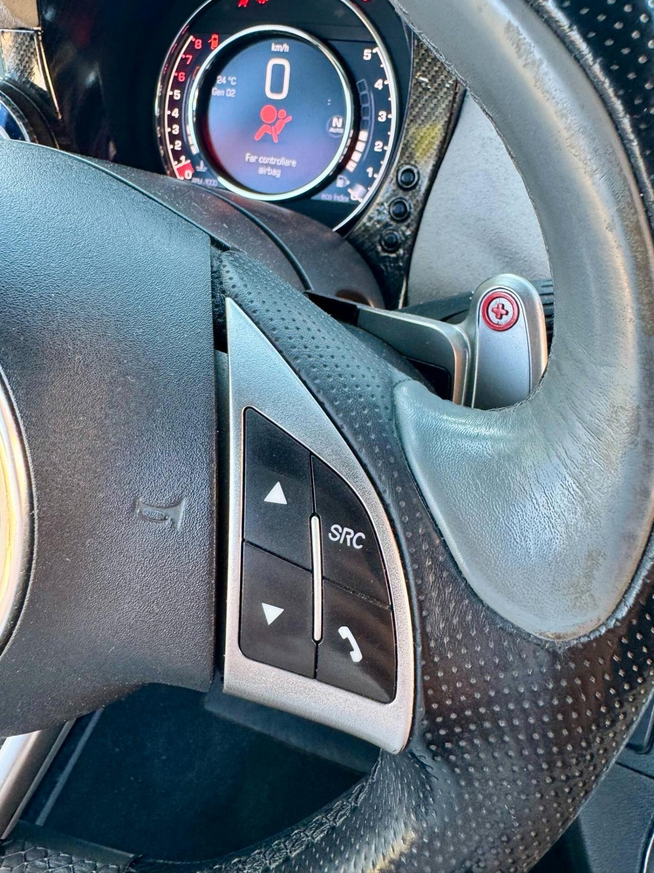 Abarth 500 C 1.4 Turbo T-Jet MTA Bicolore