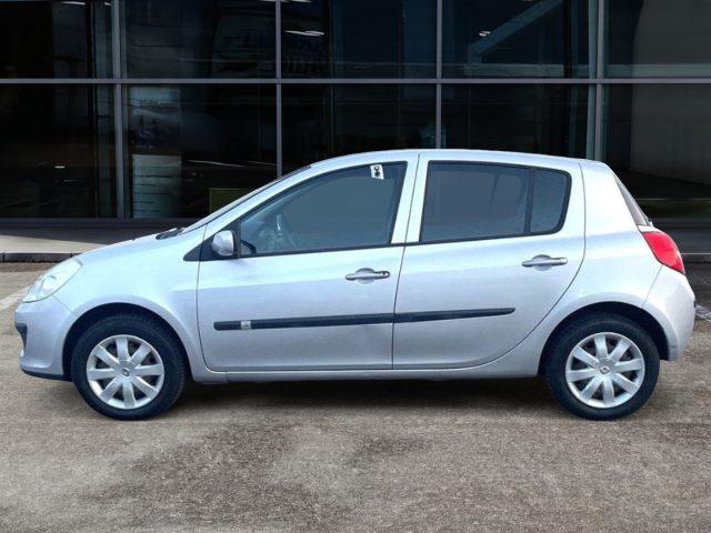RENAULT Clio 1.2 BENZ 75 CV 16V 5 porte ADATTA A NEOPATENTATI