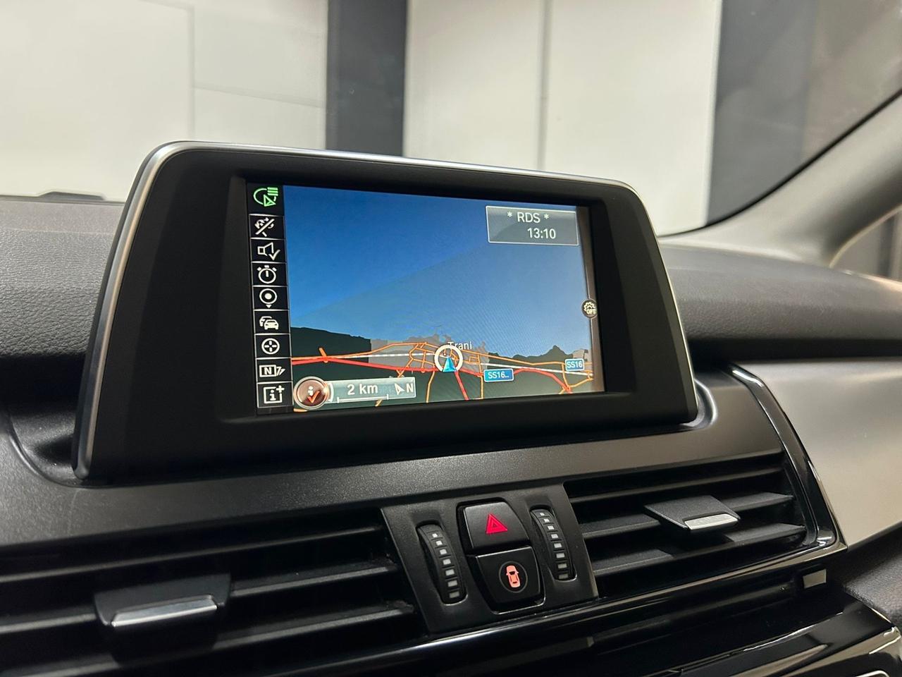 Bmw 2er Active Tourer 218d Advantage