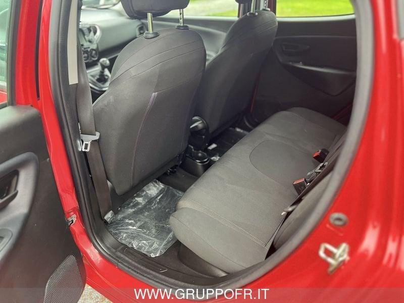 Lancia Ypsilon 1.0 FireFly 5 porte S&S Hybrid Ecochic Gold