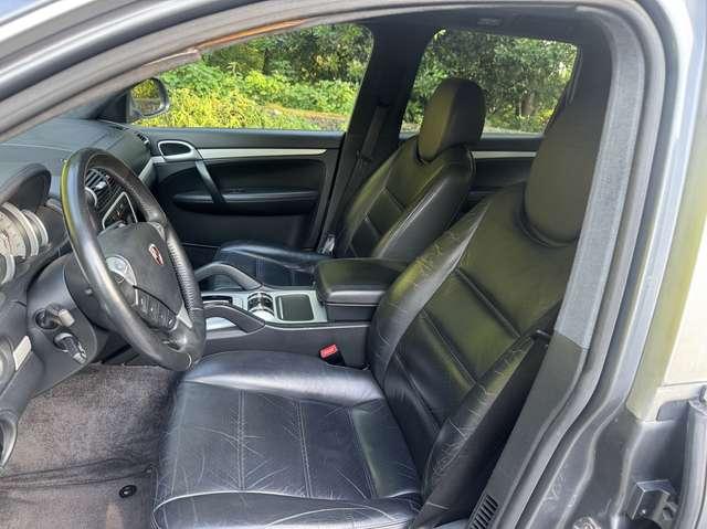 Porsche Cayenne 4.5 Turbo S tiptronic, first paint, service book