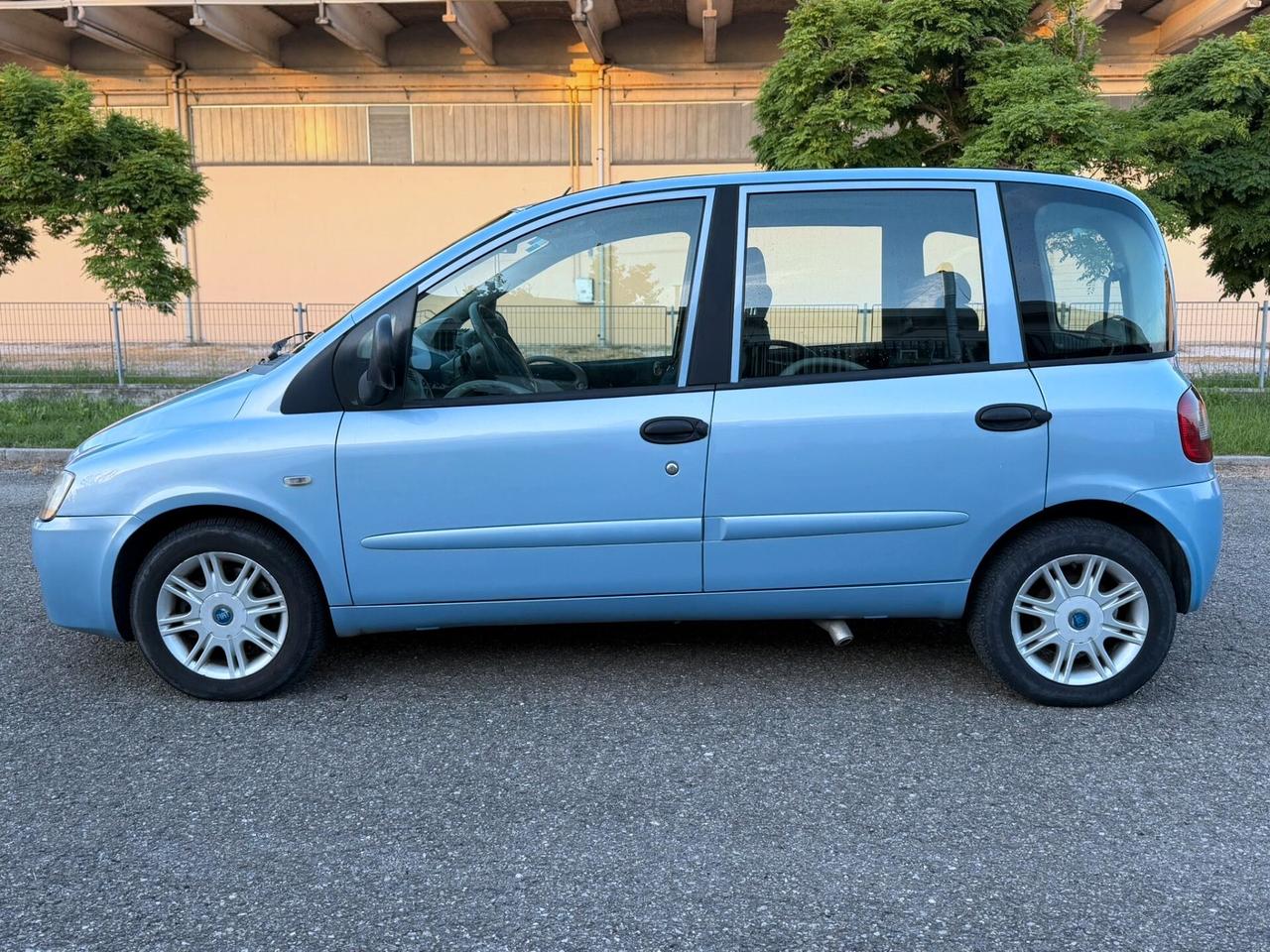 FIAT MULTIPLA 1.9 CON RAMPA PER DISABILI