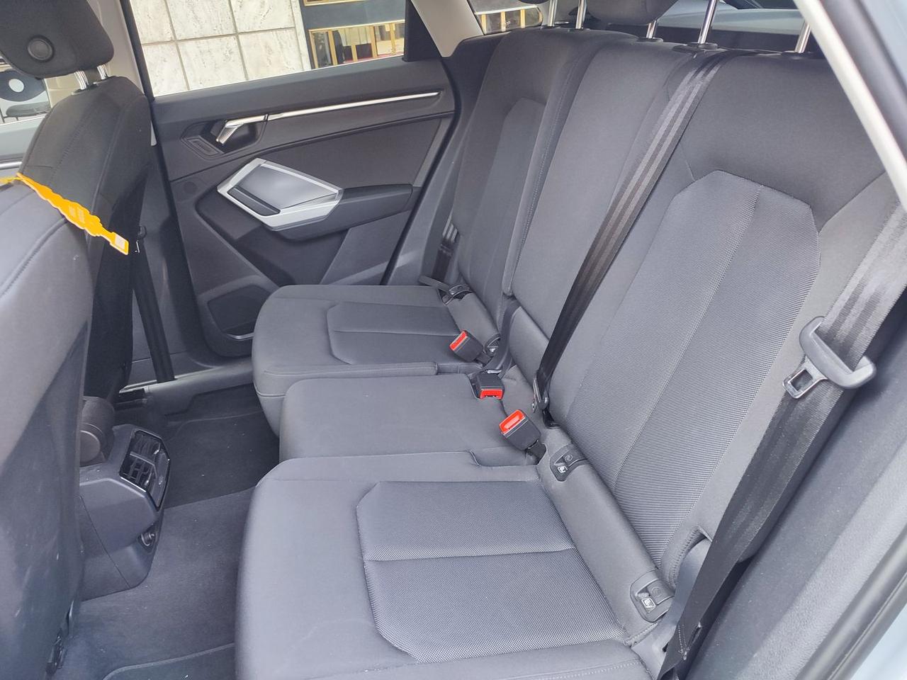 Audi Q3 2.0 35 TDI Business Advanced #11911