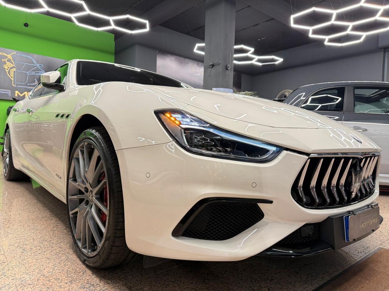 Maserati Ghibli V6 Diesel Gransport