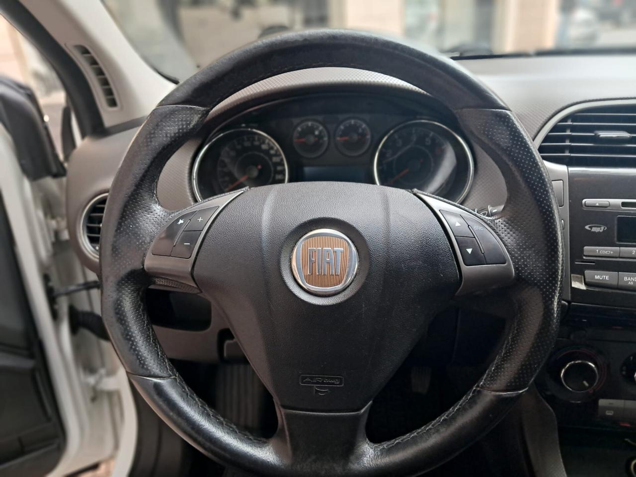 Fiat Bravo 1.4 Dynamic GPL-UNIPRO-Gpl2031-Euro3995-