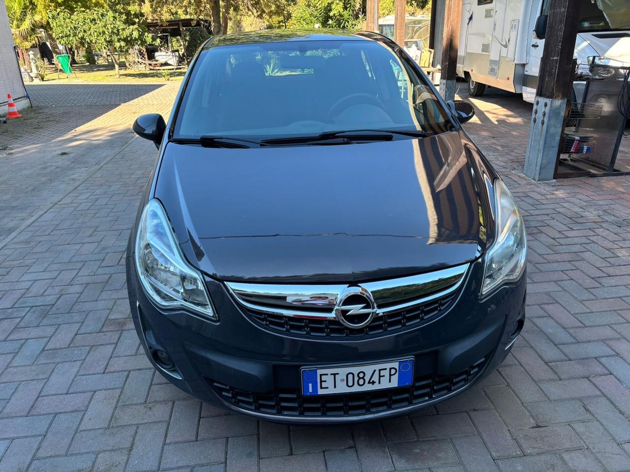 OPEL CORSA 1.2 5 PORTE BELLISSIMA SOLO 84.000 KM OK PER NEOPATENTATI PERMUTABILE