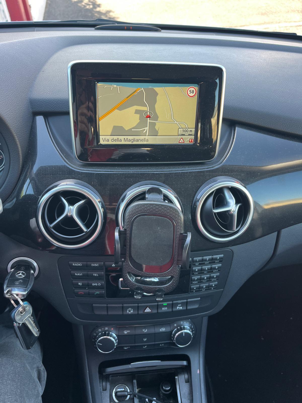 Mercedes-benz B 180 B 180 CDI Premium cambio automatico navi