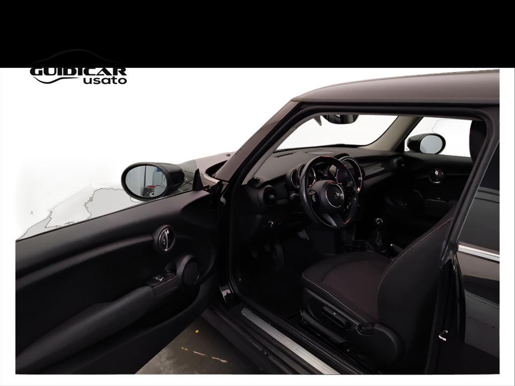 MINI Mini IV F56 2021 3p - Mini 3p 1.5 One Classic 75cv