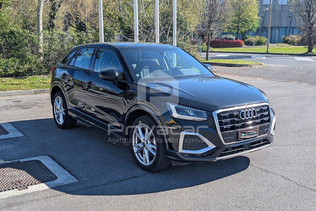 AUDI Q2 30 TDI S tronic Business