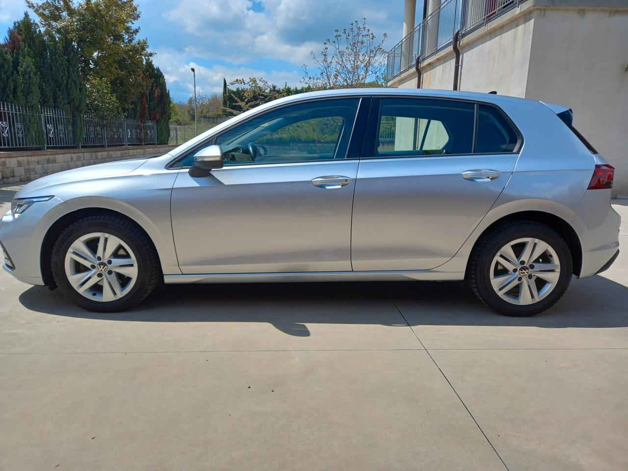 Volkswagen Golf 8 2.0 TDI 2021