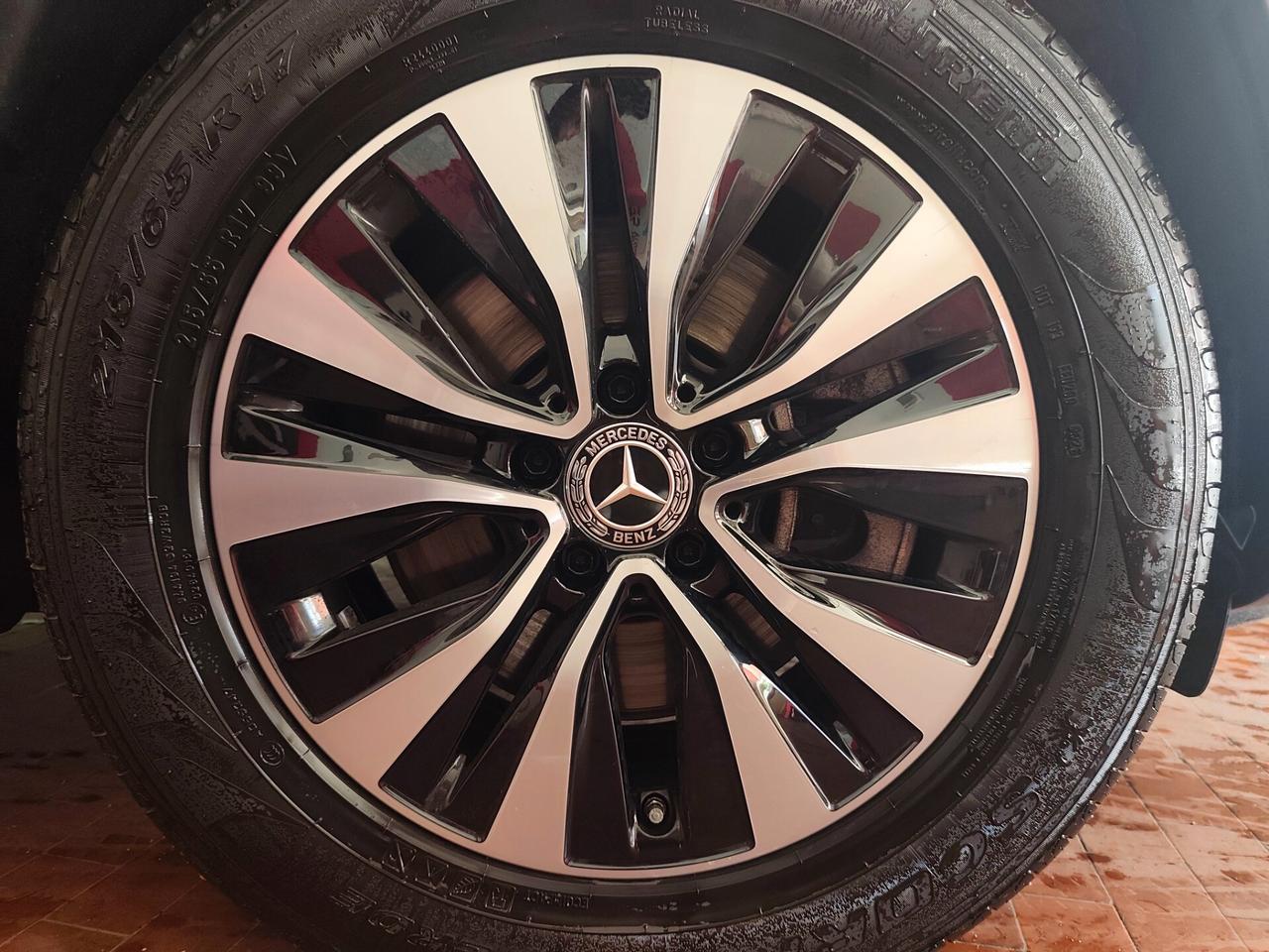 Mercedes-benz GLB 200 d Automatic Sport