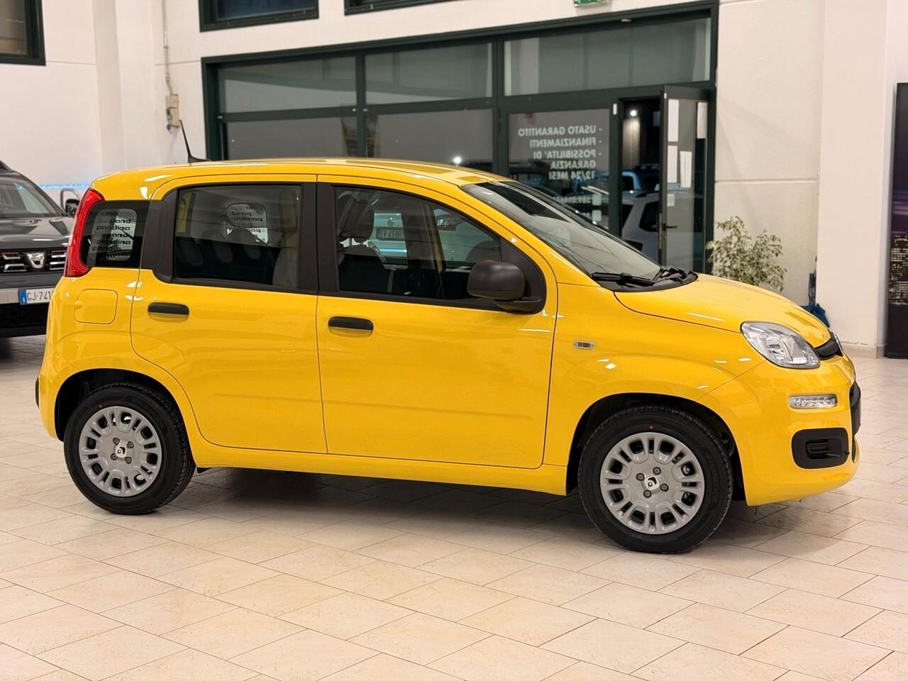 Fiat Panda 1.0 FireFly S&S Hybrid Pandina