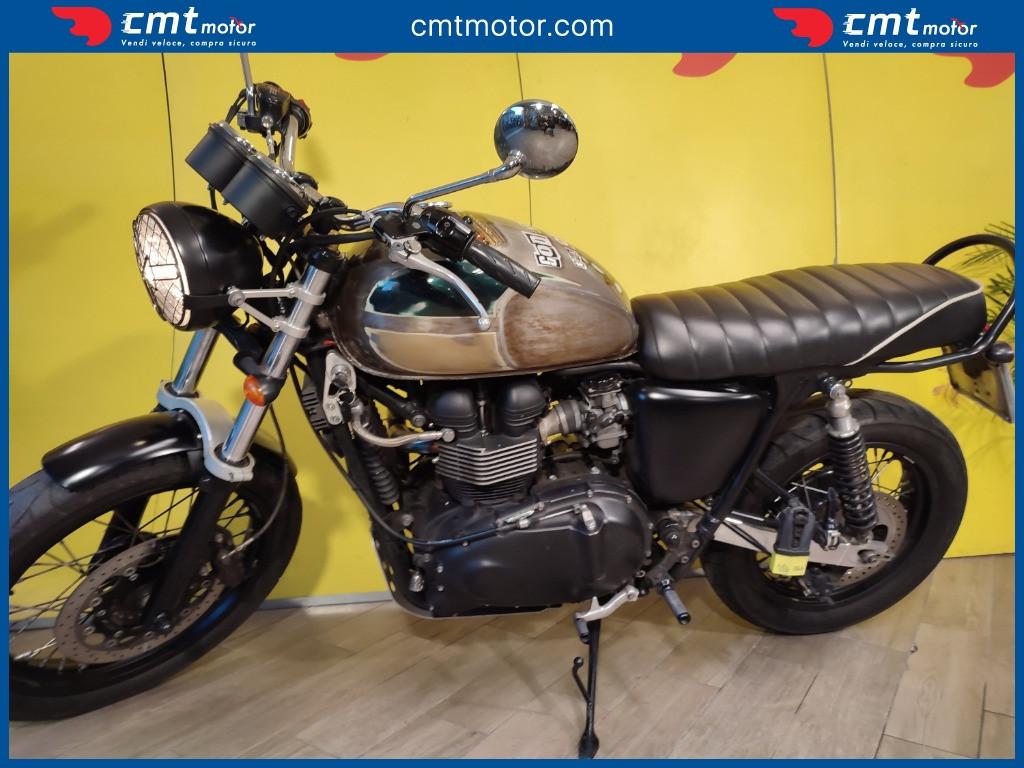 Triumph Bonneville T100 - 2011