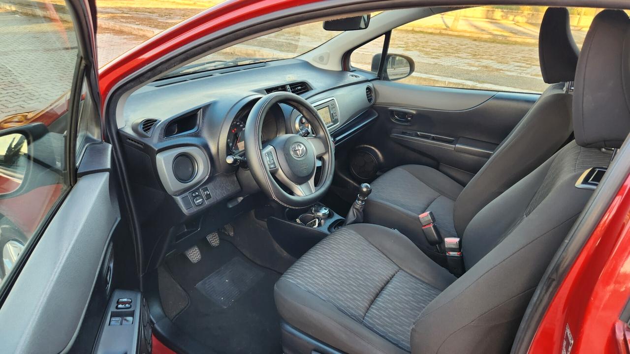 Toyota Yaris 1.4 D-4D 3 porte Lounge