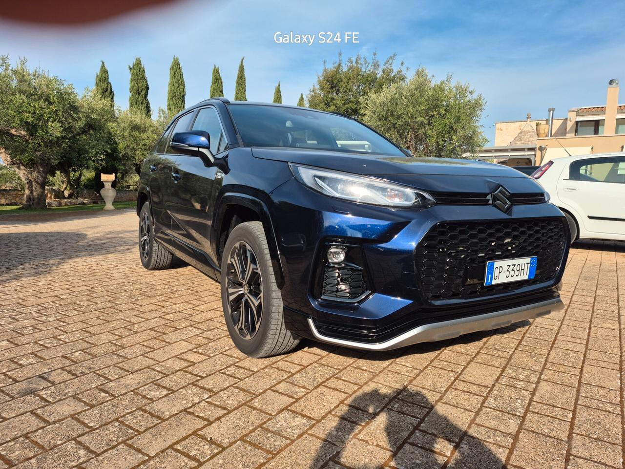 Suzuki Across 2.5 Plug-in Hybrid E-CVT 4WD Top