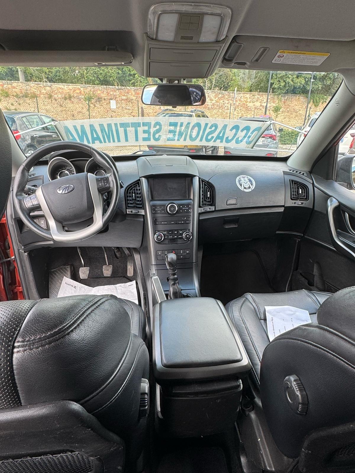 Mahindra XUV500 2.2 16V AWD W8 N1