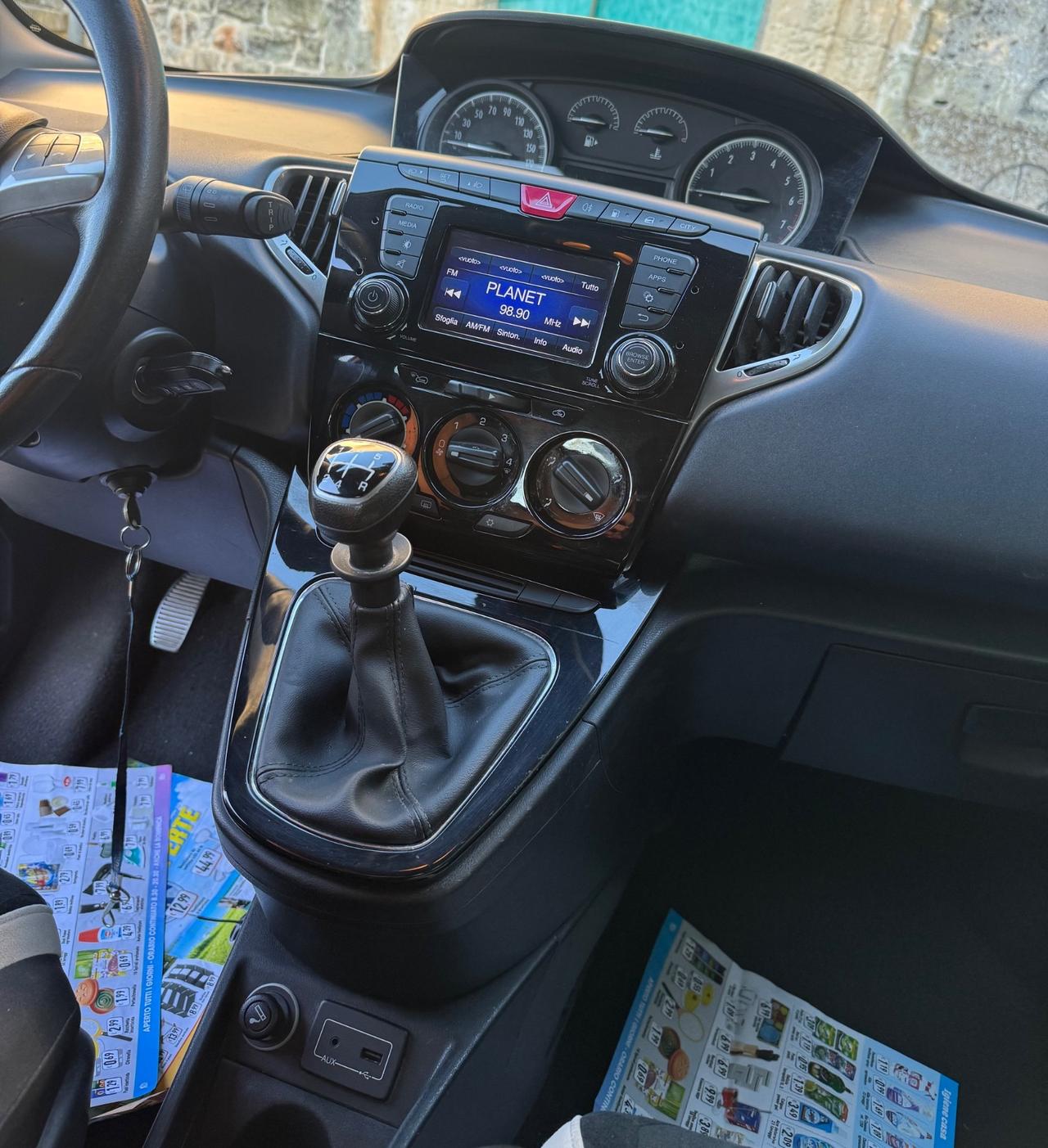 Lancia Ypsilon 1.2 69 CV 5 porte GPL Ecochic Gold